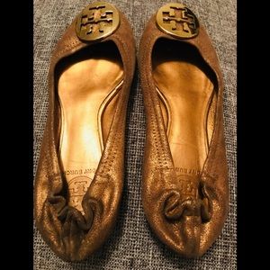 Reva BRONZE SUEDE TORY BURCH FLATS